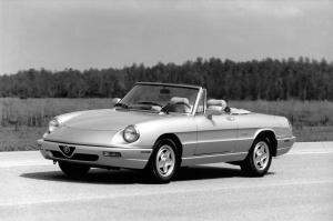Alfa Romeo Spider 1990 года